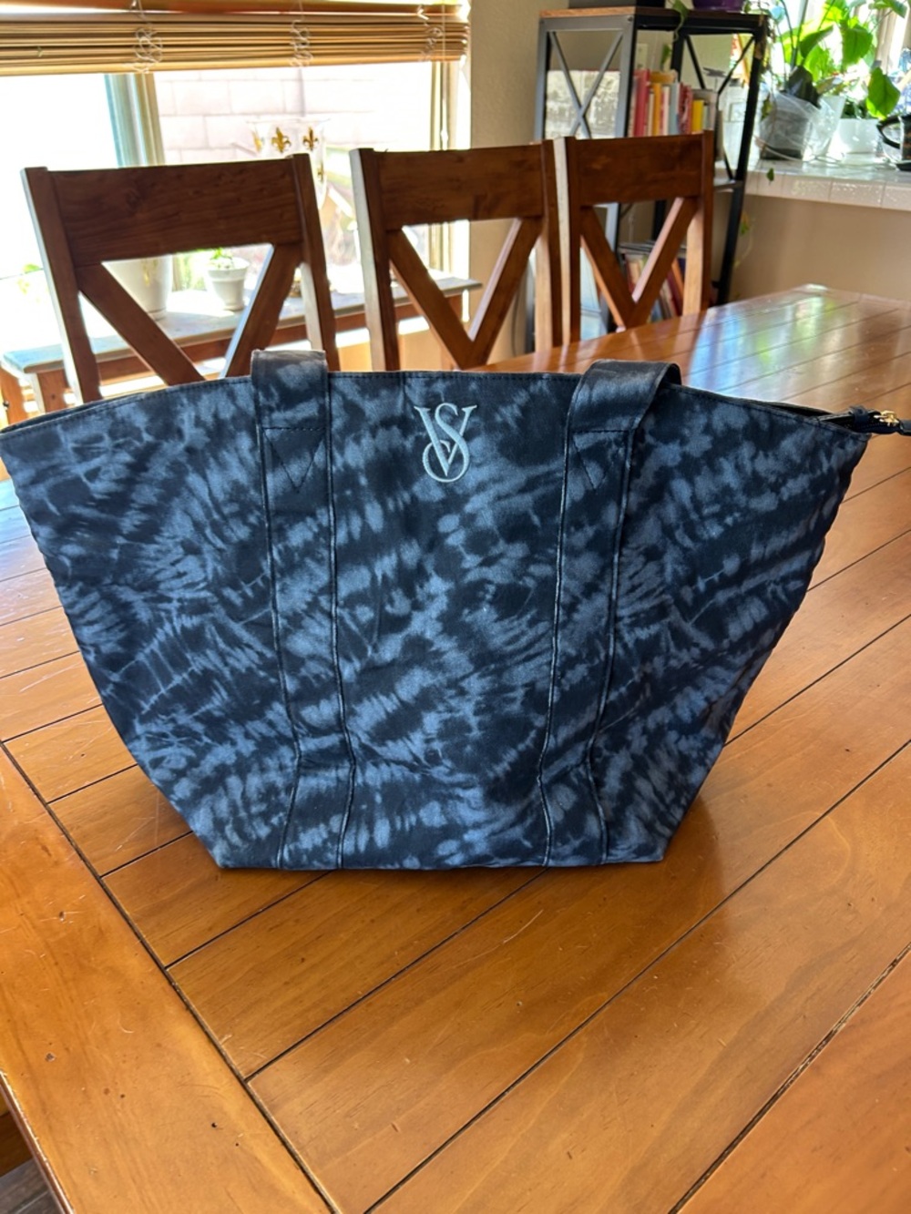 Victoria’s Secret Tie-Dye Blue Weekender Tote | Large Zippered Shoulder Bag